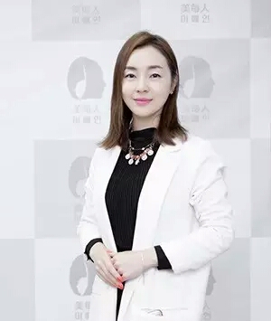 湖北金佳玭 美容协会会长